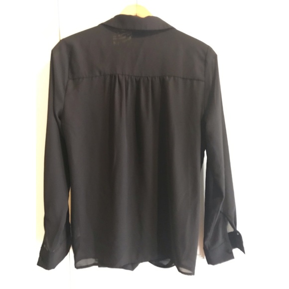 Bobeau Blouse with Draped Front - Picture 4 of 4